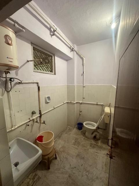 ホテル Sri Krishna Residency ヴェールール エクステリア 写真